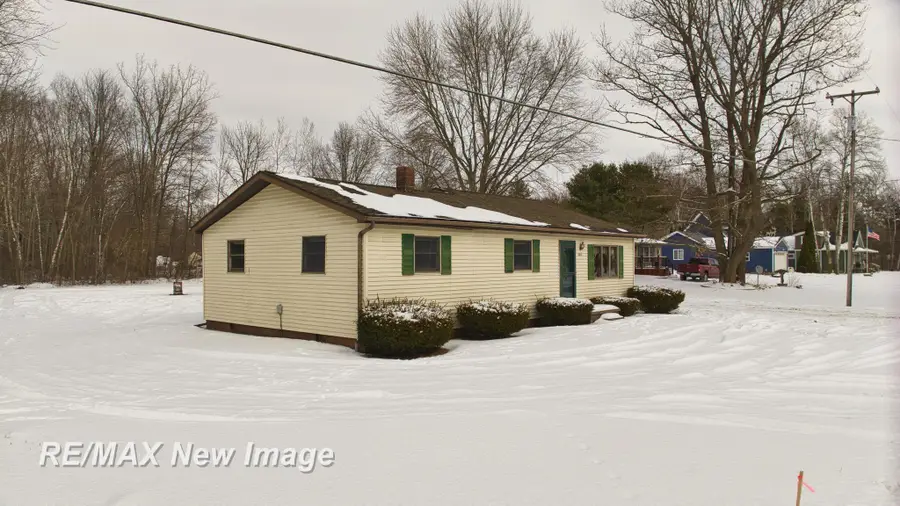 2921 Curtis, Birch Run, MI 48415 - #3