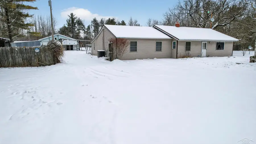 3636 E Nielson RD, Coleman, MI 48618 - #2
