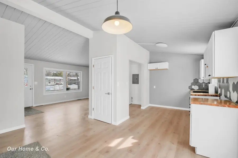 708 Nafus ST, Owosso, MI 48867 - #2