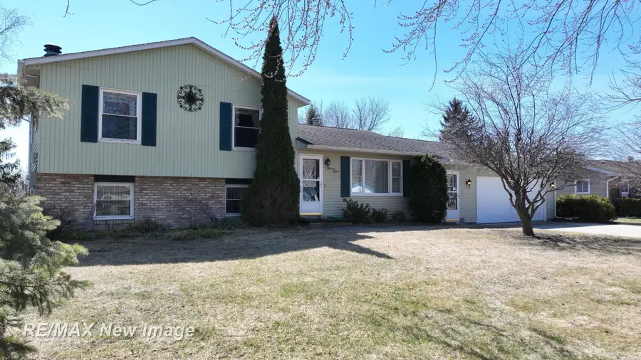 1415 W North Union RD, Auburn, MI 48611 - #3