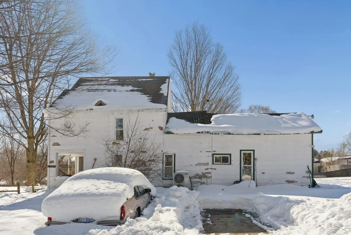 7589 Front ST, Thompsonville, MI 49683 - #1