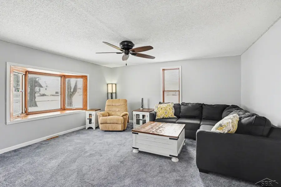 1758 S River RD, Saginaw, MI 48609 - #3