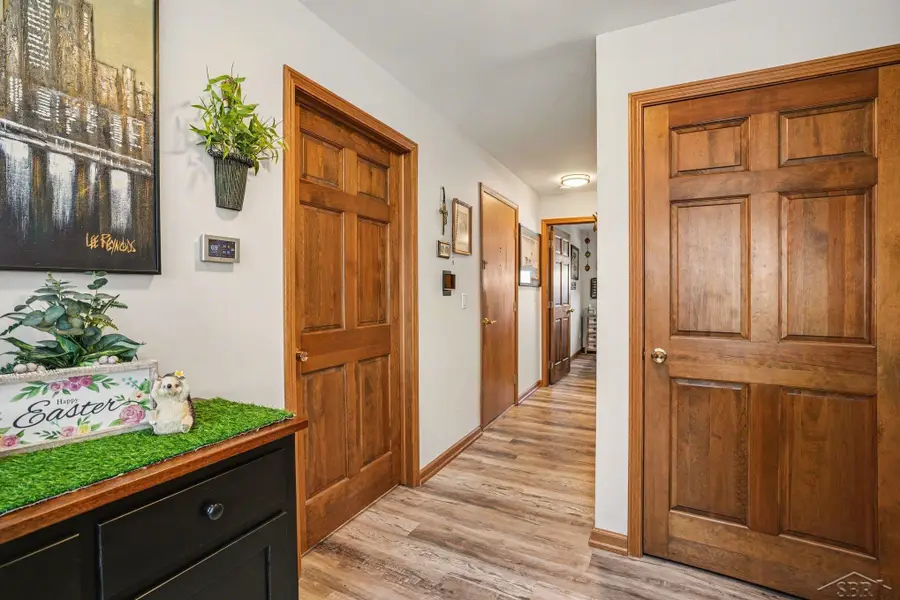 8233 Midland RD, Freeland, MI 48623 - #3