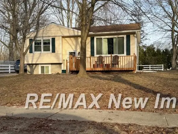 3218 Fairlane, Midland, MI 48642