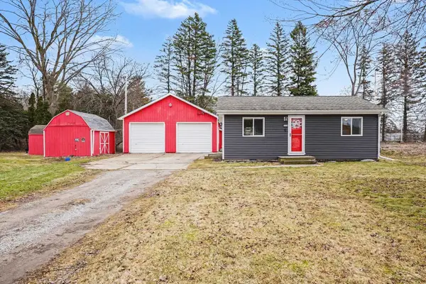 170 McCarthy, Saginaw, MI 48609