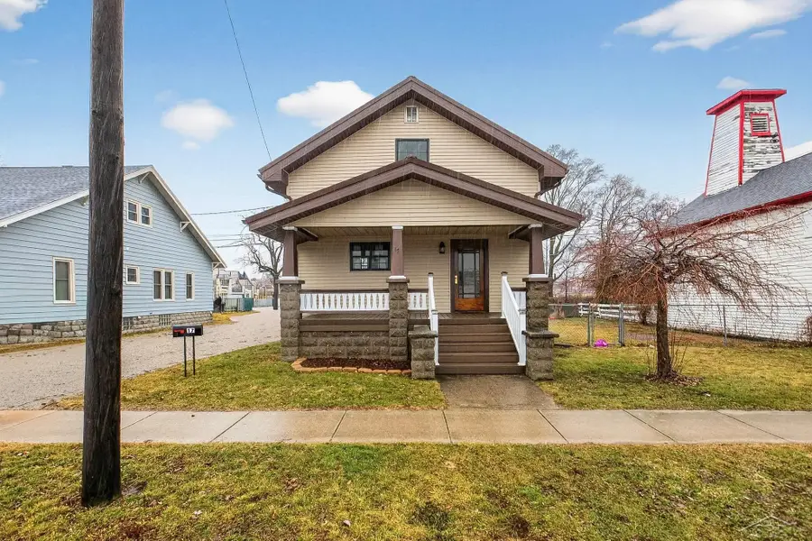 17 Union ST, Sebewaing, MI 48759 - #3