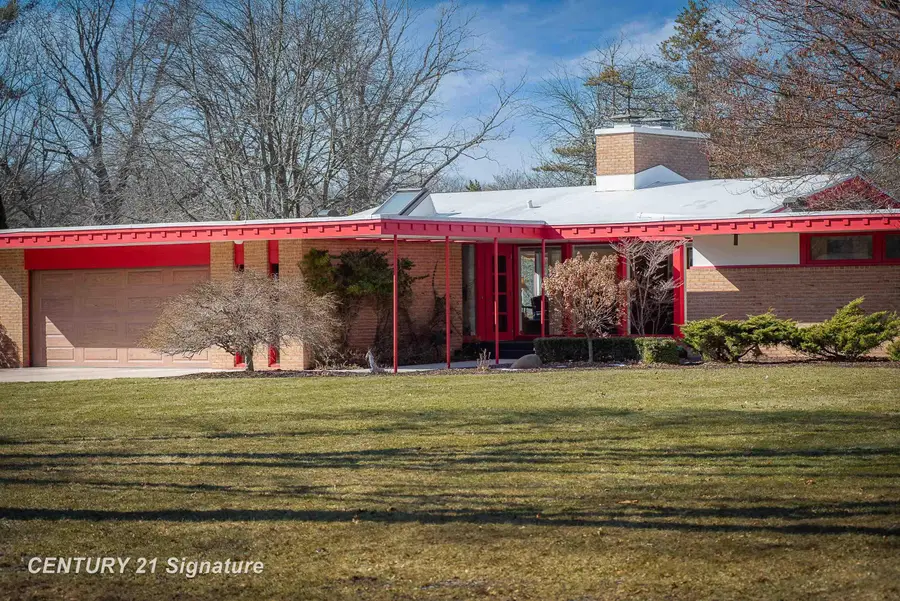 3711 Applewood DR, Midland, MI 48640 - #3