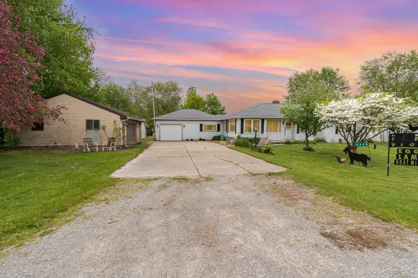 2430 S 4 Mile, Kawkawlin, MI 48631