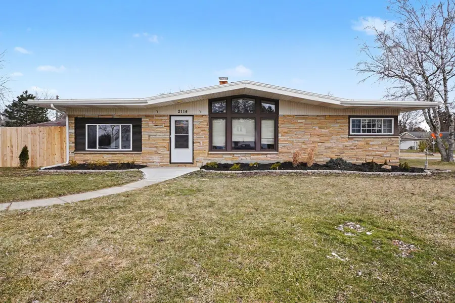 2114 Ethel ST, Saginaw, MI 48603 - #3