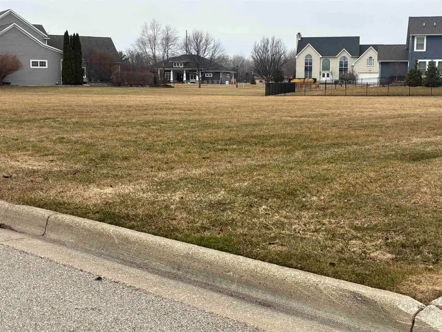 1108 Carrie Lynn DR, Bay City, MI 48706 - #3