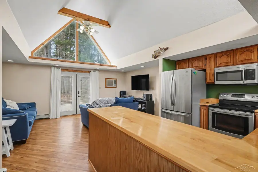 833 Newman ST, East Tawas, MI 48730 - #3