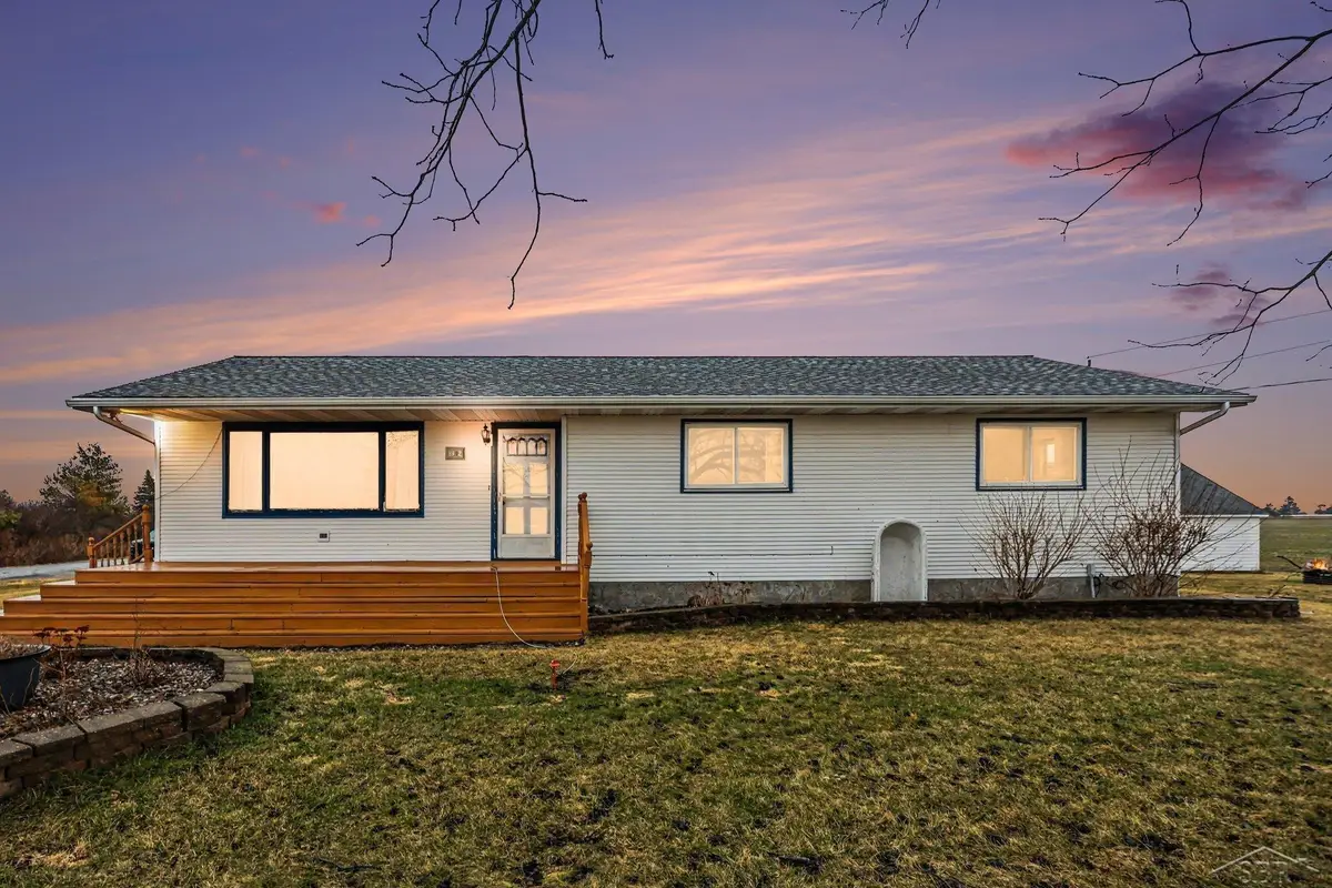 1992 N 7 Mile RD, Pinconning, MI 48650 - #1