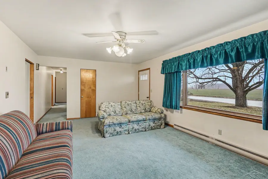 1992 N 7 Mile RD, Pinconning, MI 48650 - #2