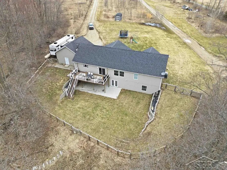 2041 W Pine River RD, Breckenridge, MI 48615 - #3