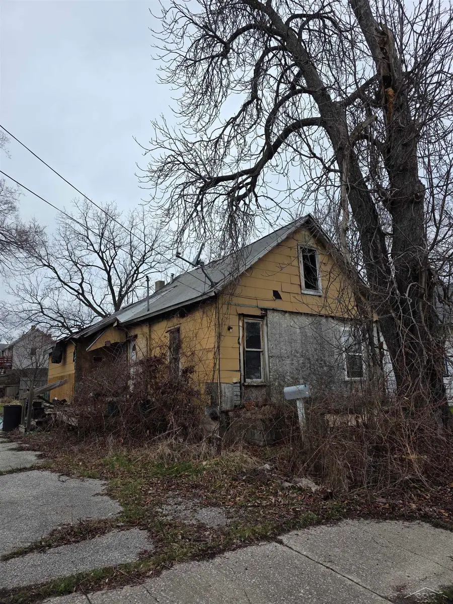 2617 Eddy ST, Saginaw, MI 48602 - #2