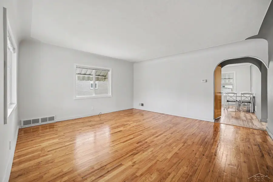 704 Marsac ST, Bay City, MI 48708 - #3