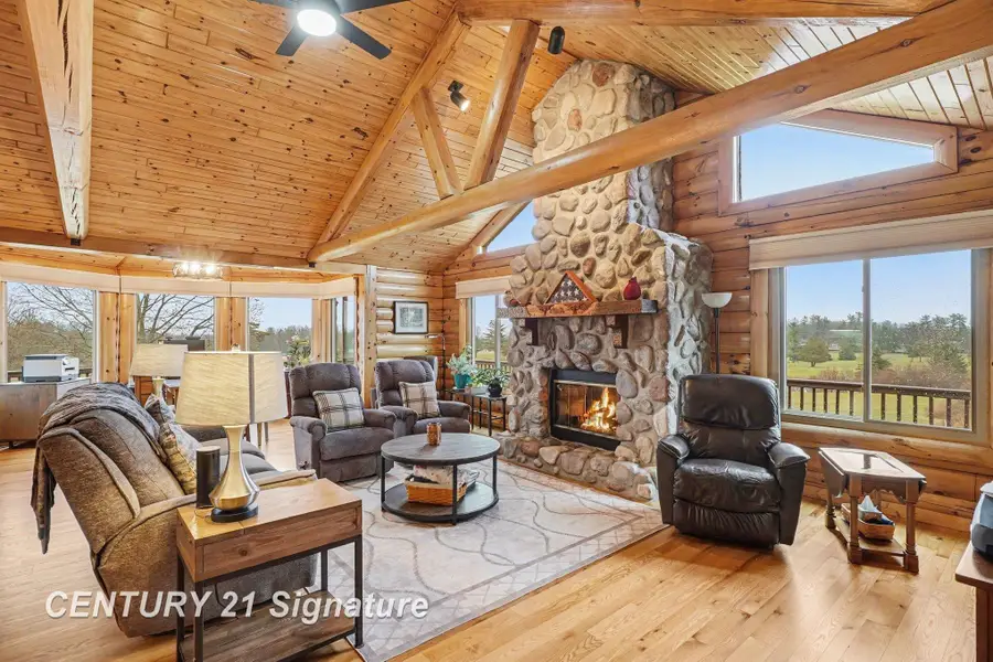 3826 Buzzell Rd, Gladwin, MI 48624 - #2