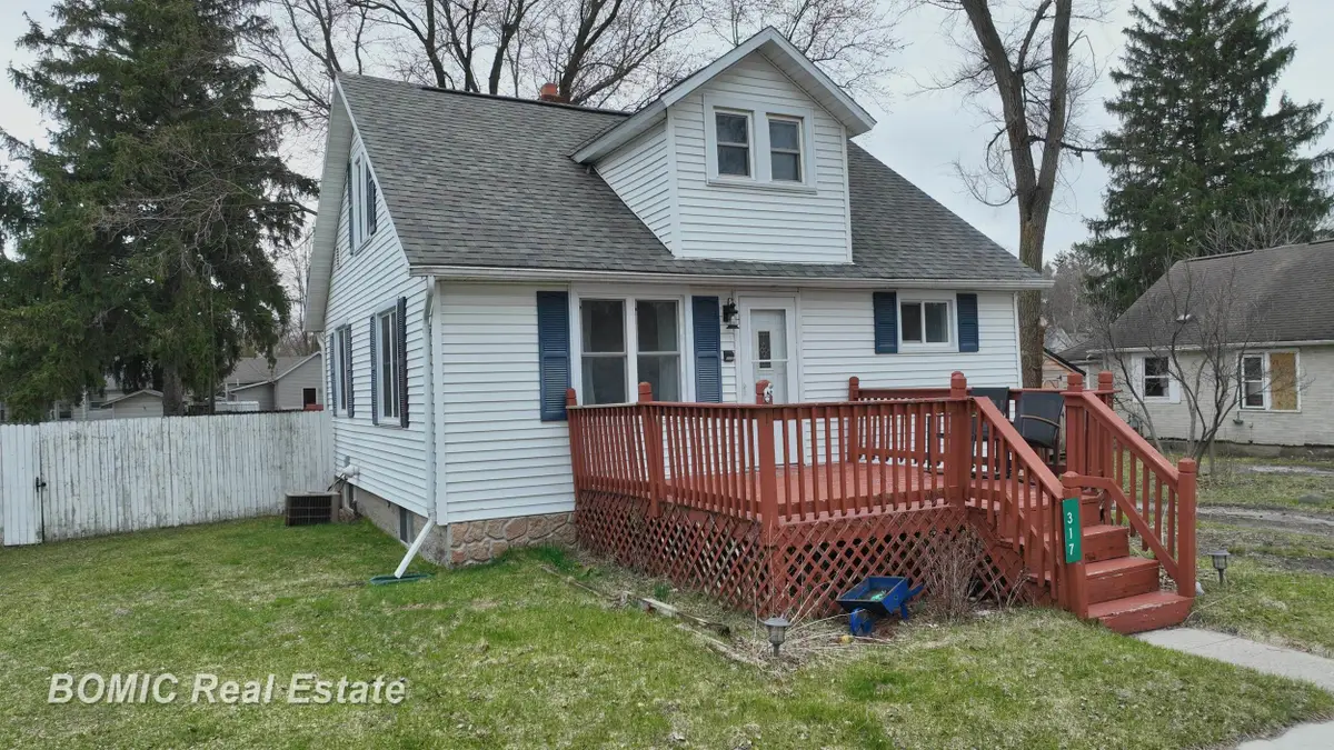 317 Green ST, Caro, MI 48723 - #1