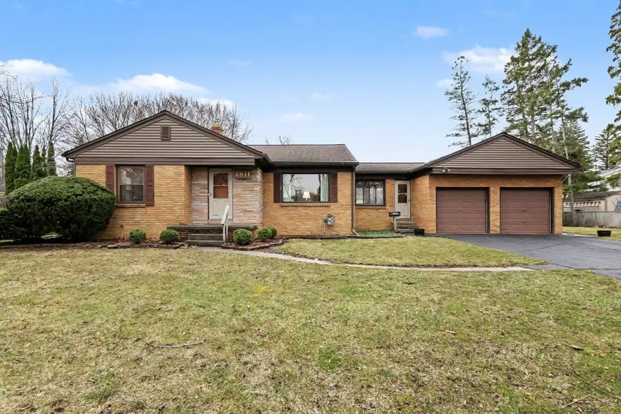 4811 Corcoran ST, Saginaw, MI 48638 - #2