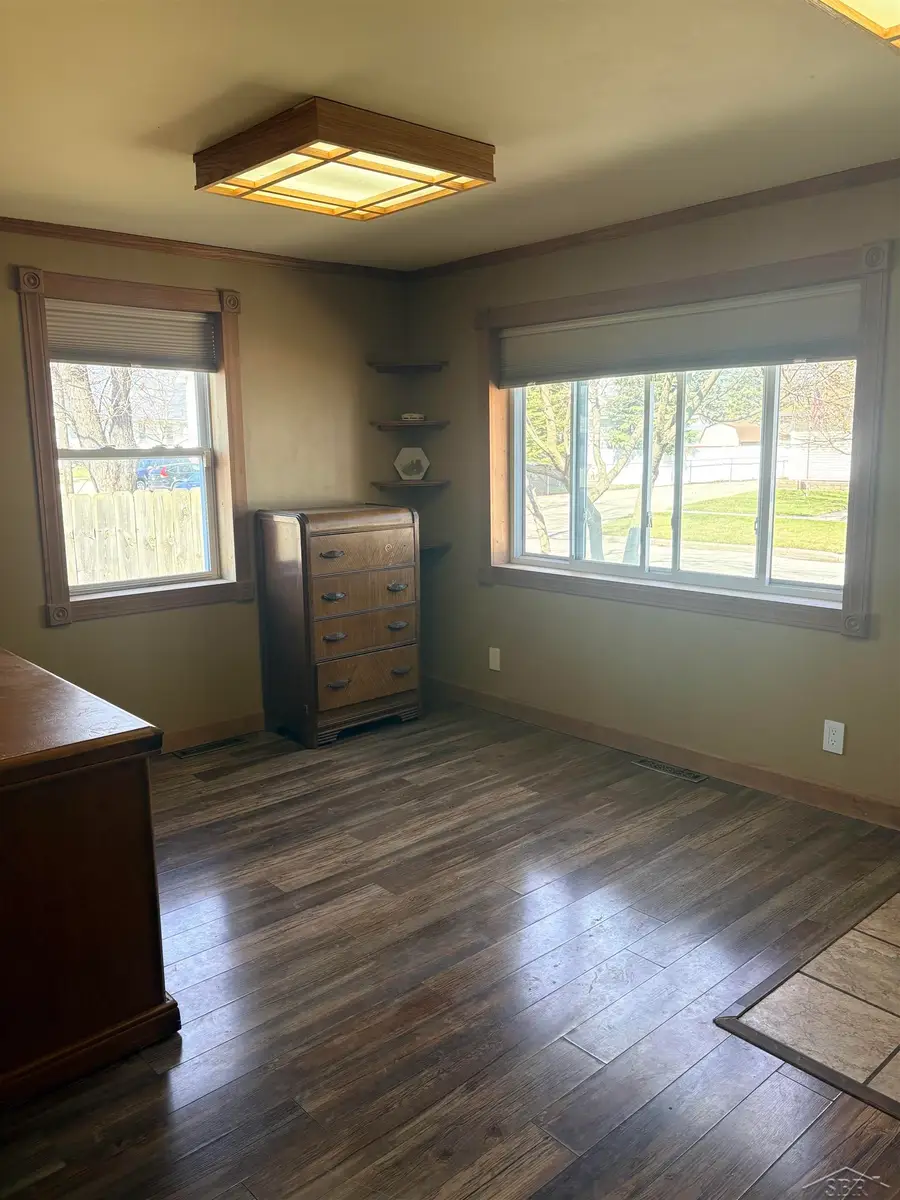 1306 Leng ST, Bay City, MI 48706 - #2