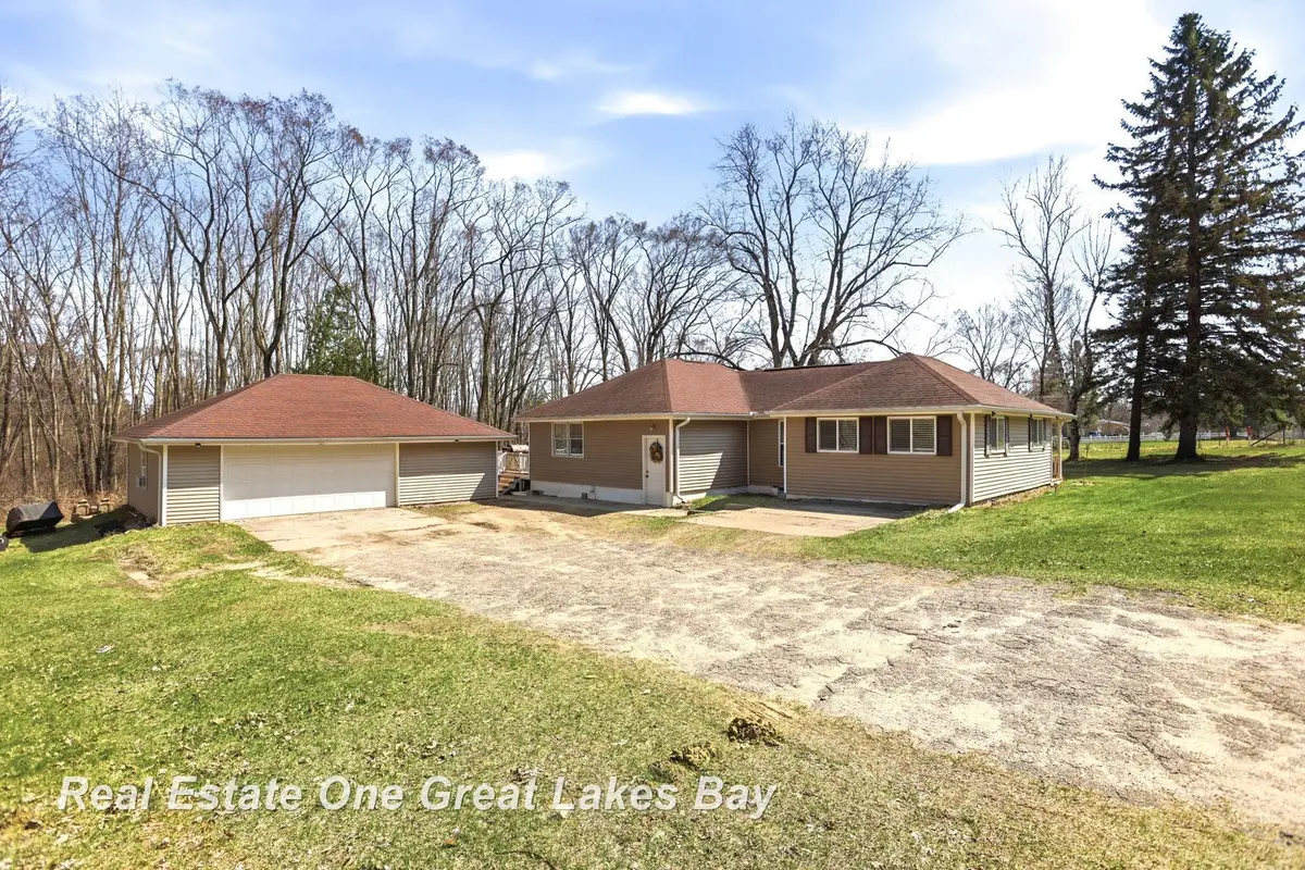 3497 Cat Lake RD, Caro, MI 48723 - #1