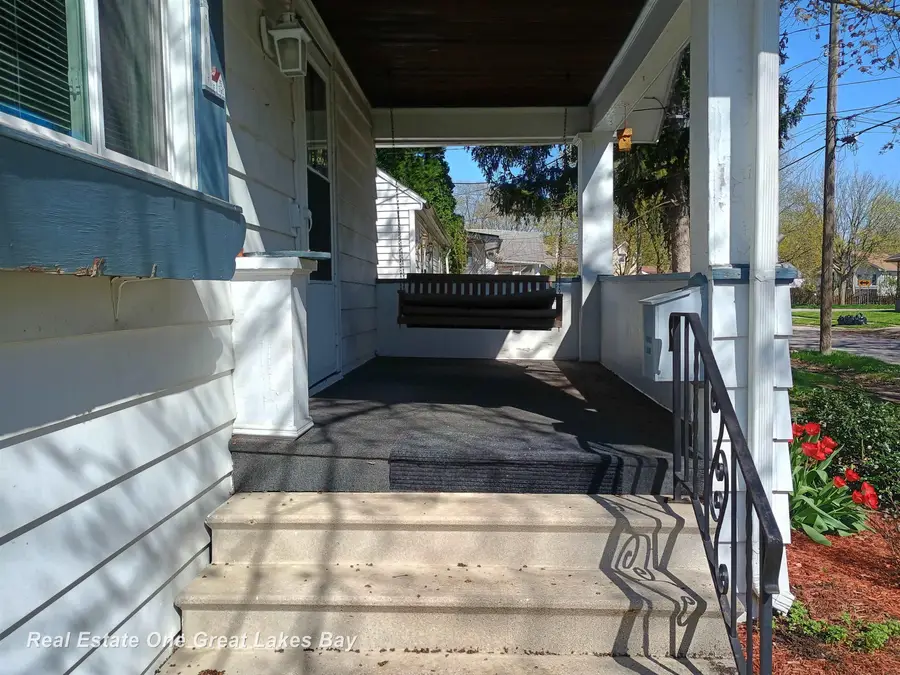 1416 Beech ST, Saginaw, MI 48602 - #2