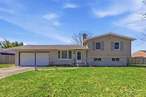 1645 Seminole LN, Saginaw, MI 48638