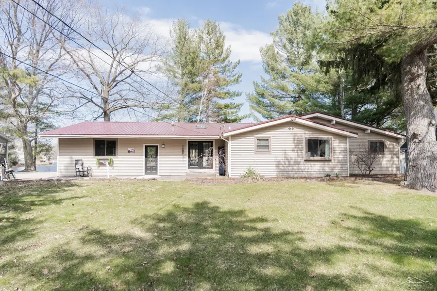 7841 Peninsular DR, Farwell, MI 48622 - #2