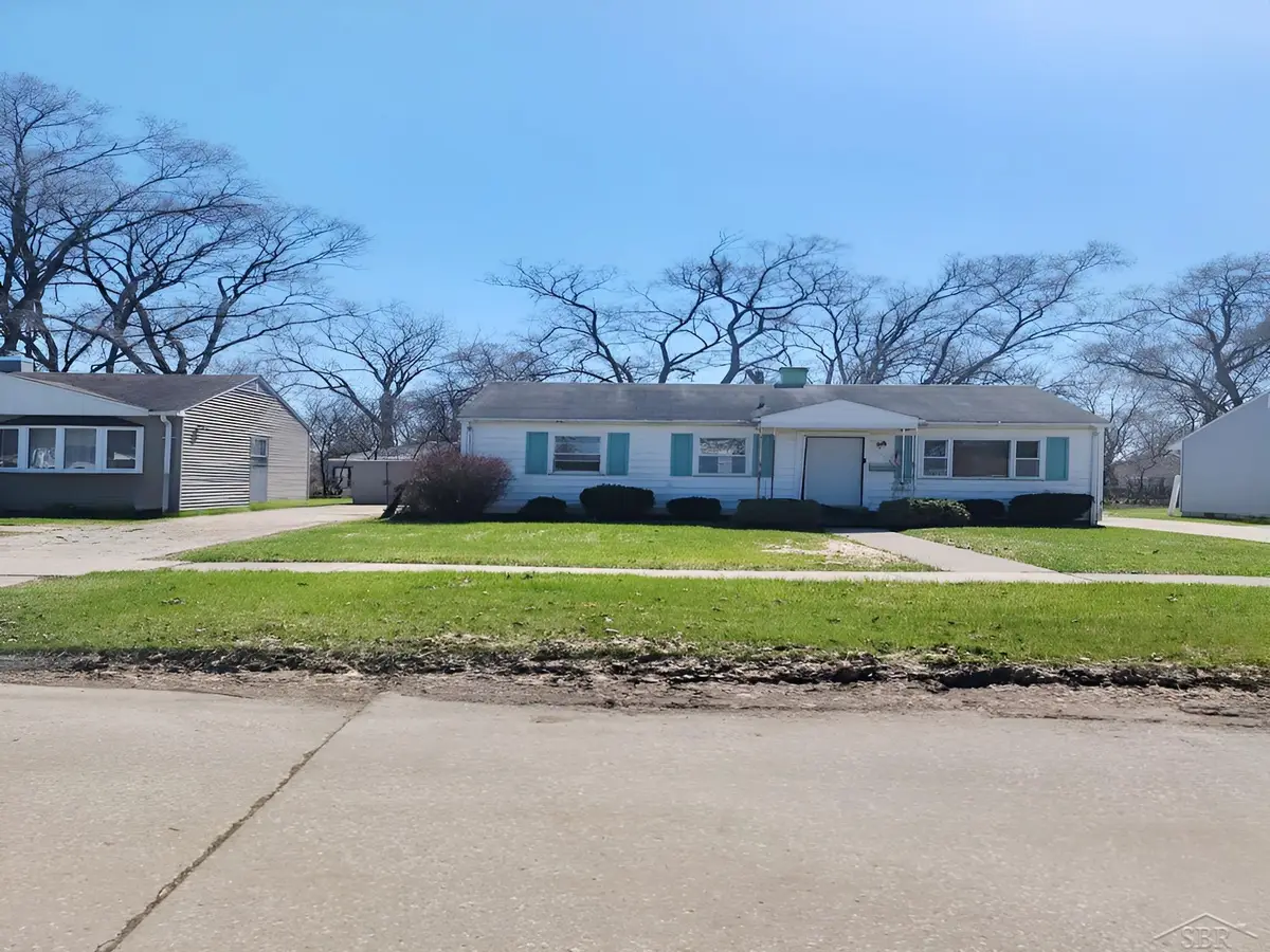 2220 Ledyard ST, Saginaw, MI 48601 - #1