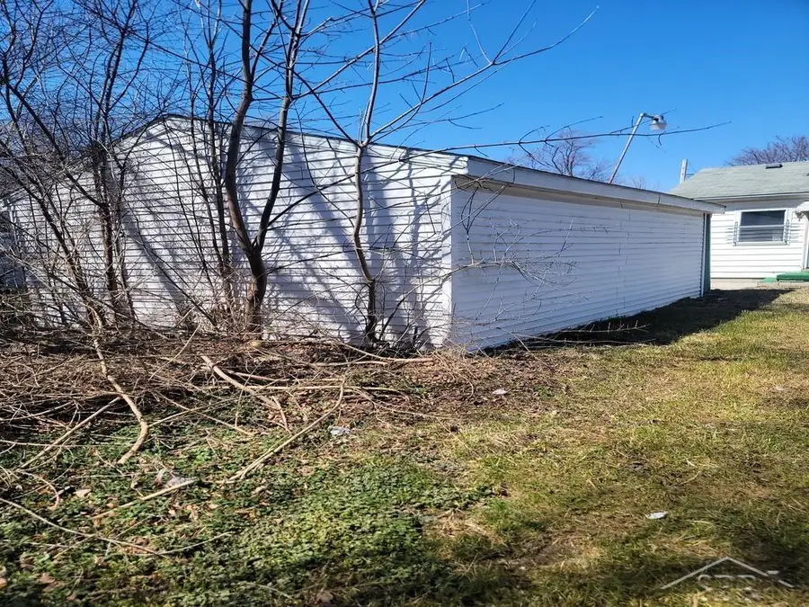 2220 Ledyard ST, Saginaw, MI 48601 - #3