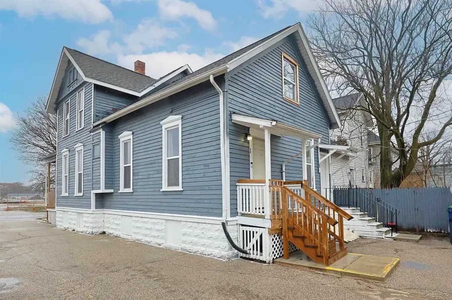 110 N Madison AVE, Bay City, MI 48708 - #3