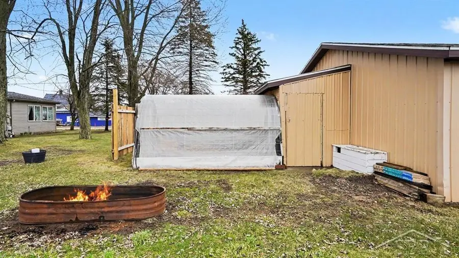 5456 Mangus RD, Beaverton, MI 48612 - #3