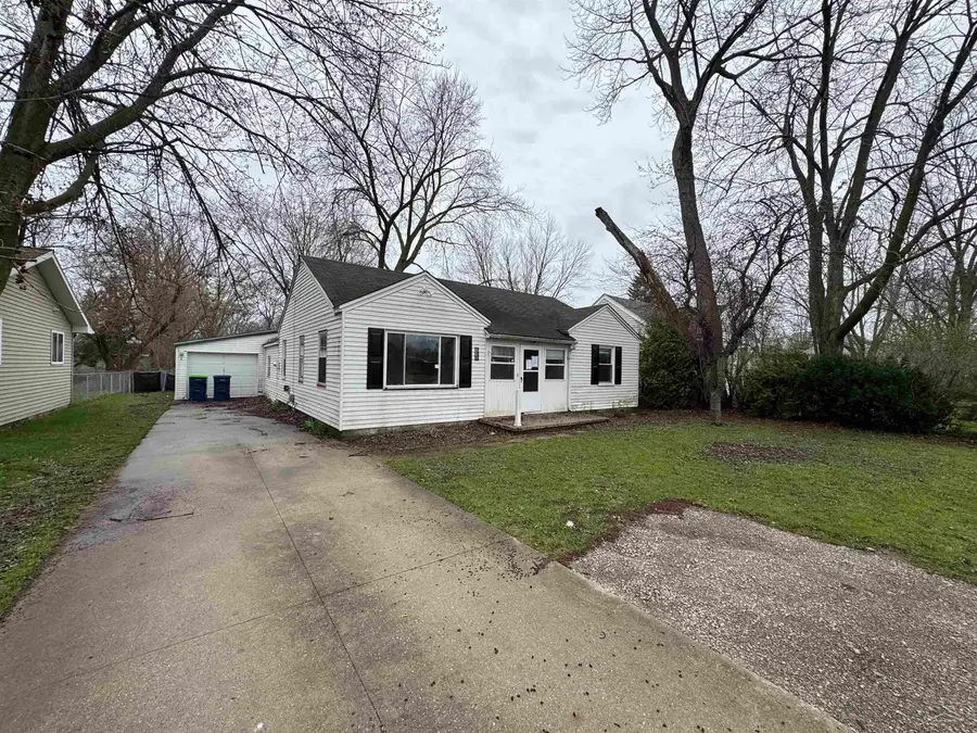 2335 Shattuck RD, Saginaw, MI 48603 - #2