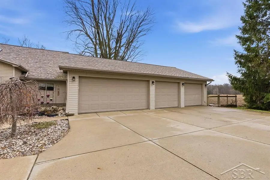 1285 W Wheeler RD, Auburn, MI 48611 - #3