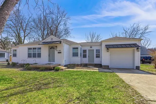 305 W Sugnet RD, Midland, MI 48640