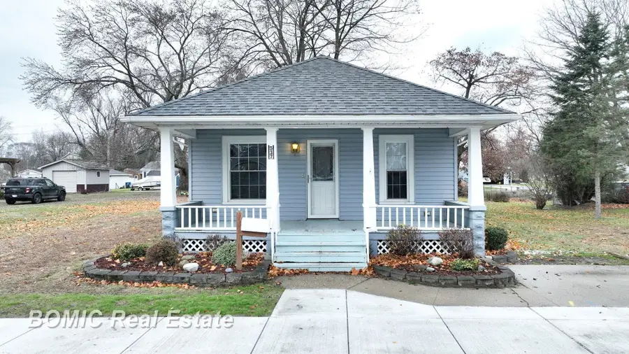 537 Chestnut ST, Vassar, MI 48768 - #3