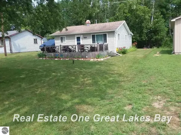 948 Richland AVE, Lupton, MI 48635