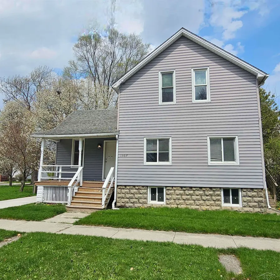 1307 18th ST, Bay City, MI 48708 - #3