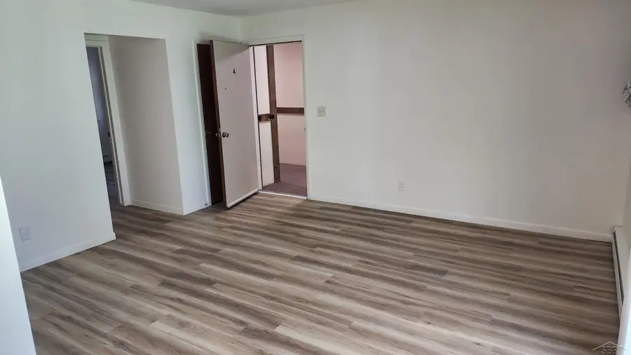 240 W Tuscola ST, Frankenmuth, MI 48734 - #2