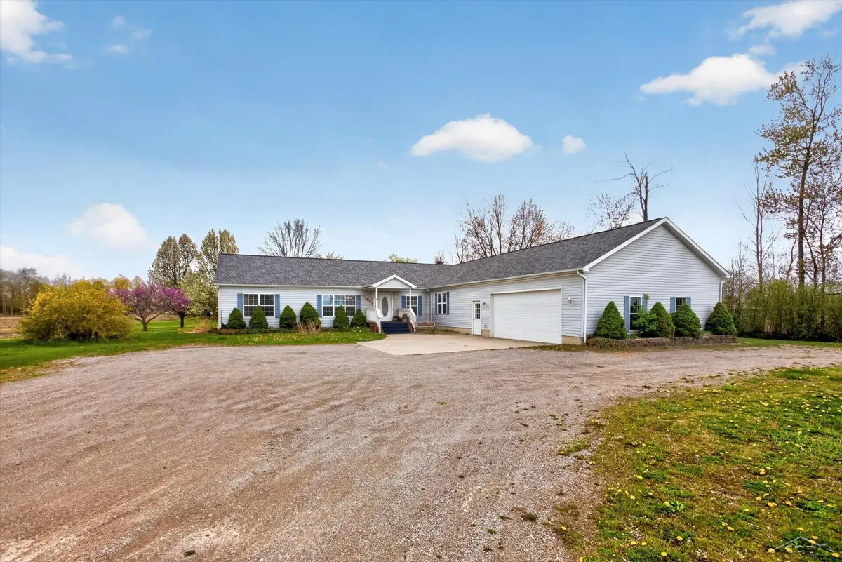 11087 Pierce RD, Freeland, MI 48623 - #1