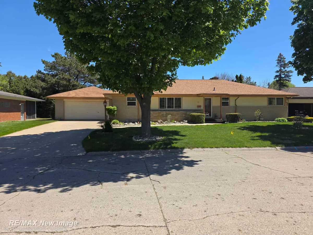 77 Elmview CT, Saginaw, MI 48602 - #1