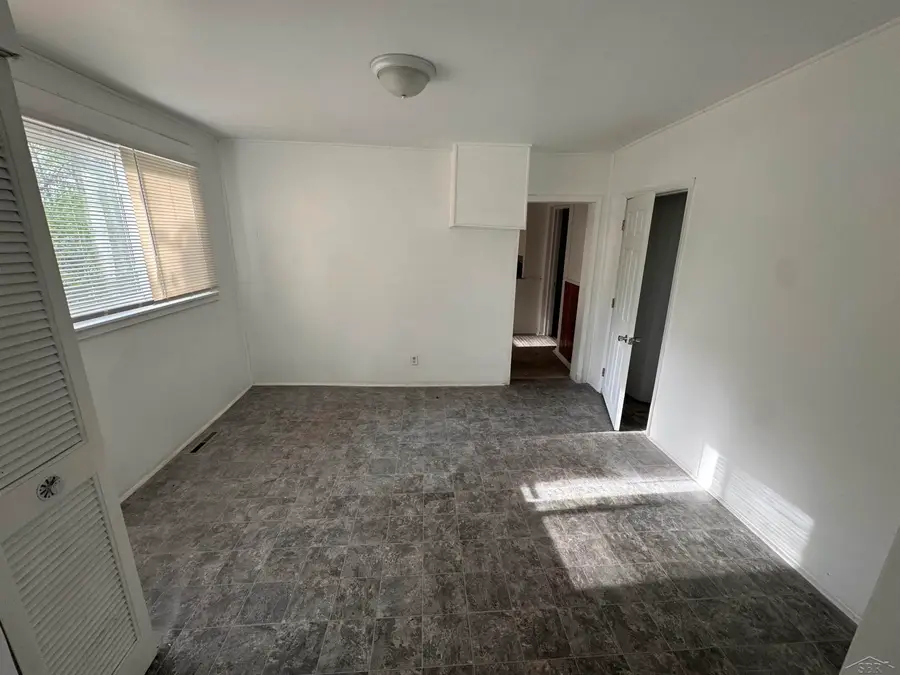 1338 Sears ST, Saginaw, MI 48601 - #3