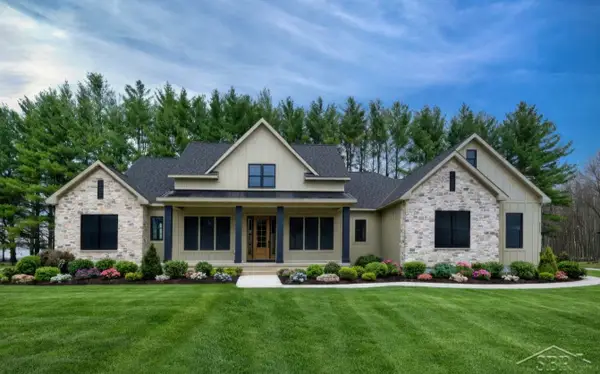 3257 Hidden Meadows, Midland, MI 48642