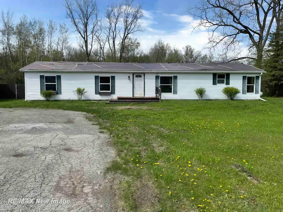 6227 Rathbun RD, Birch Run, MI 48415 - #2