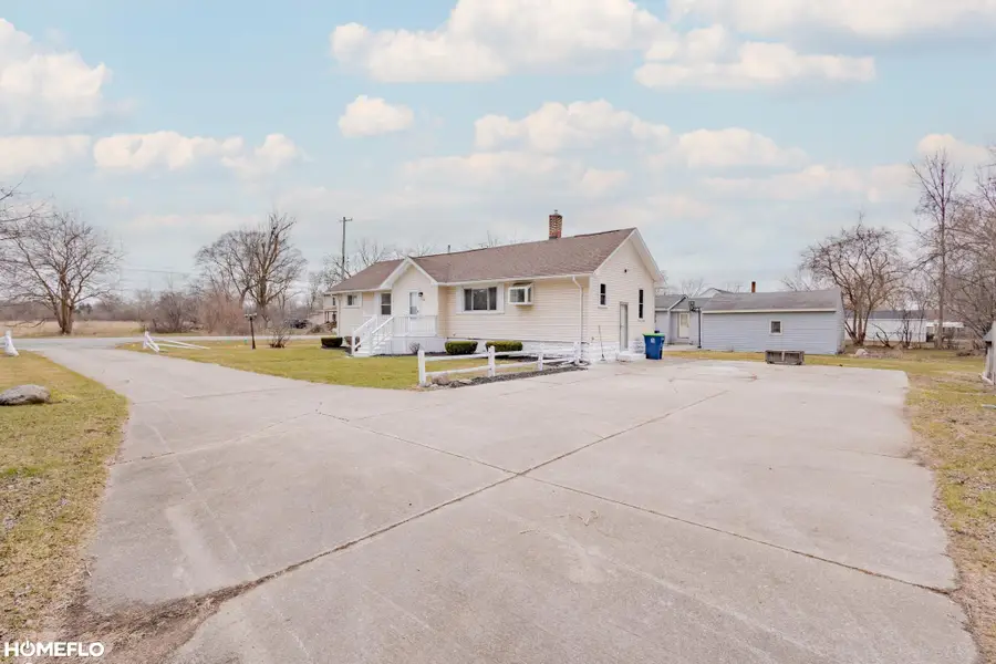 708 Sherman RD, Saginaw, MI 48604 - #3