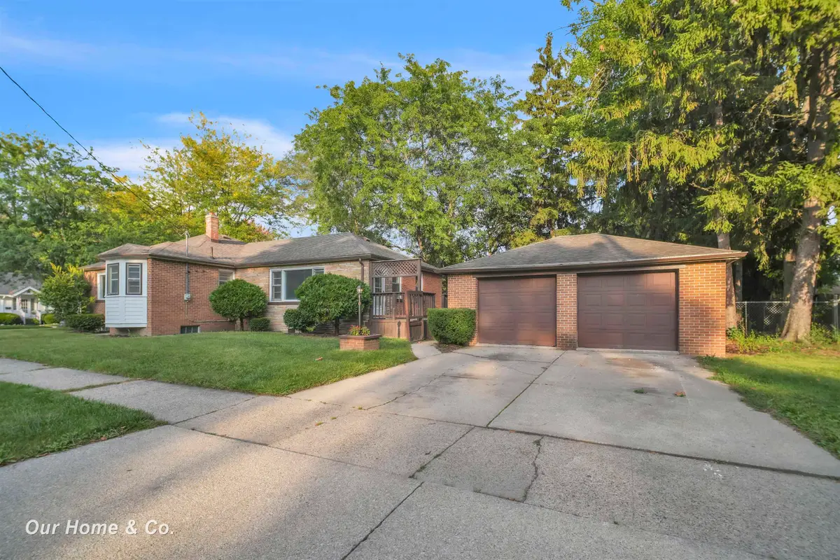 1737 Newberry ST, Saginaw, MI 48602 - #1