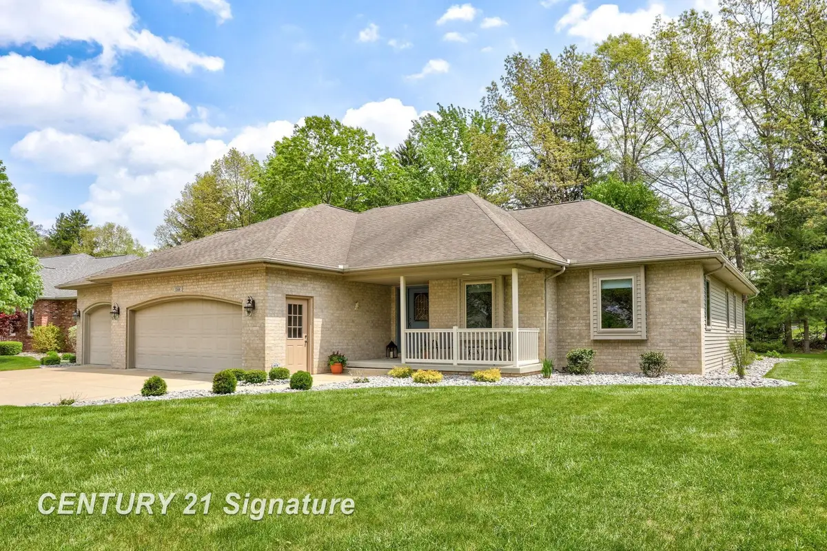 2368 Durham DR, Saginaw, MI 48609 - #1