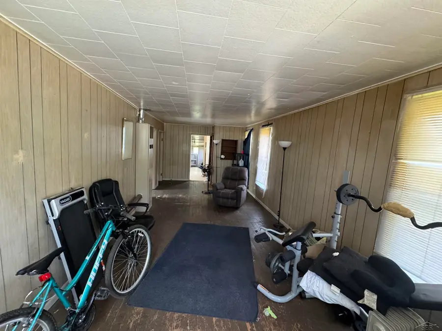 1639 Warren AVE, Saginaw, MI 48601 - #2