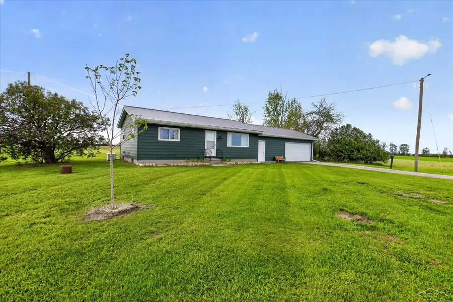 4265 Bay Park RD, Unionville, MI 48767 - #2