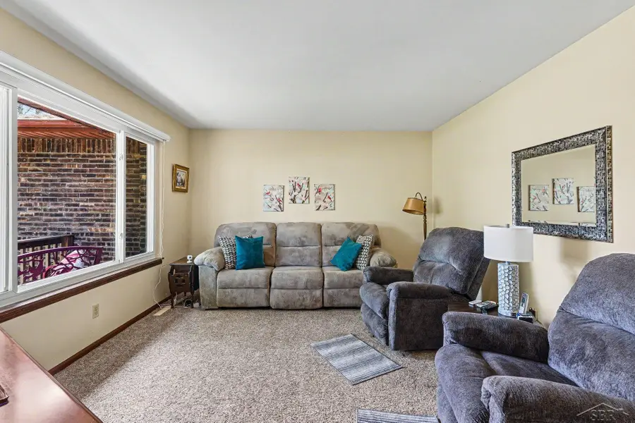 2850 Weigl RD, Saginaw, MI 48609 - #3